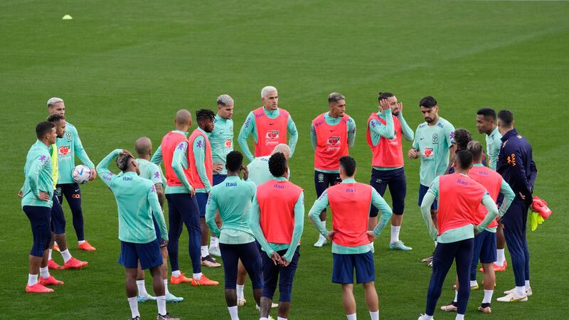 De forma extraoficial, se supo que varios jugadores salieron del entrenamiento directamente a...