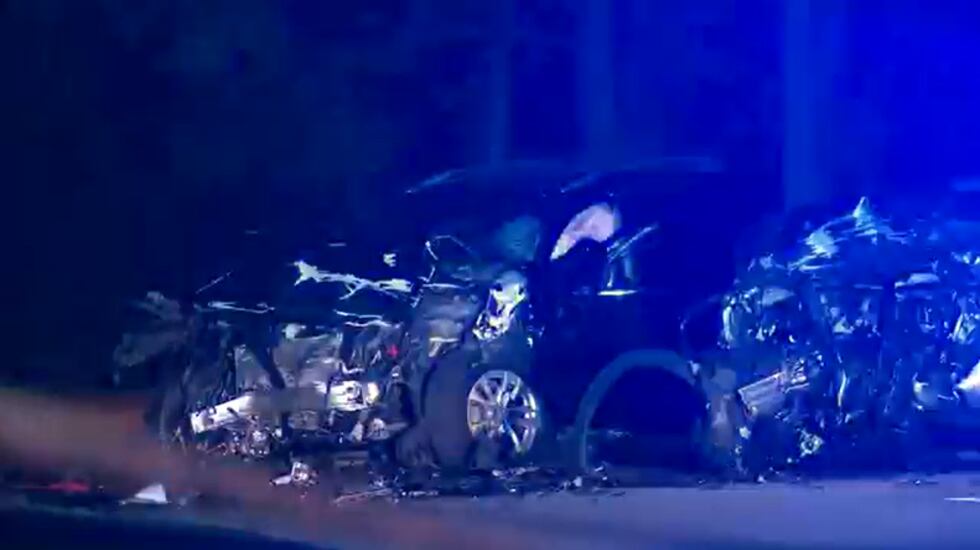 South Fulton officer killed in overnight crash