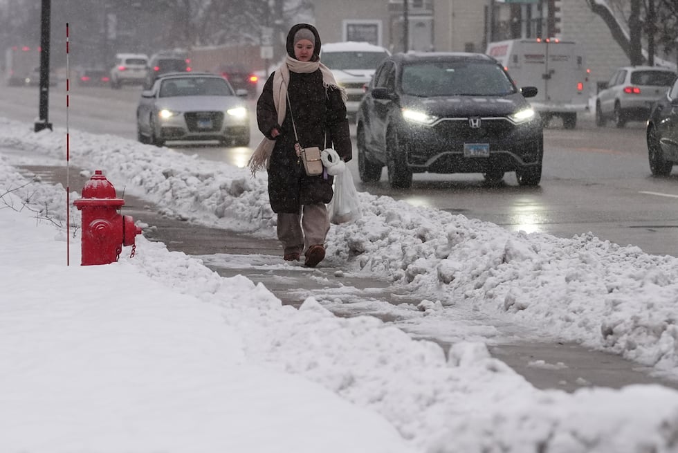 La nevada en Wheeling, Illinois el 1 de diciembre del 2025. (AP foto/Nam Y. Huh)