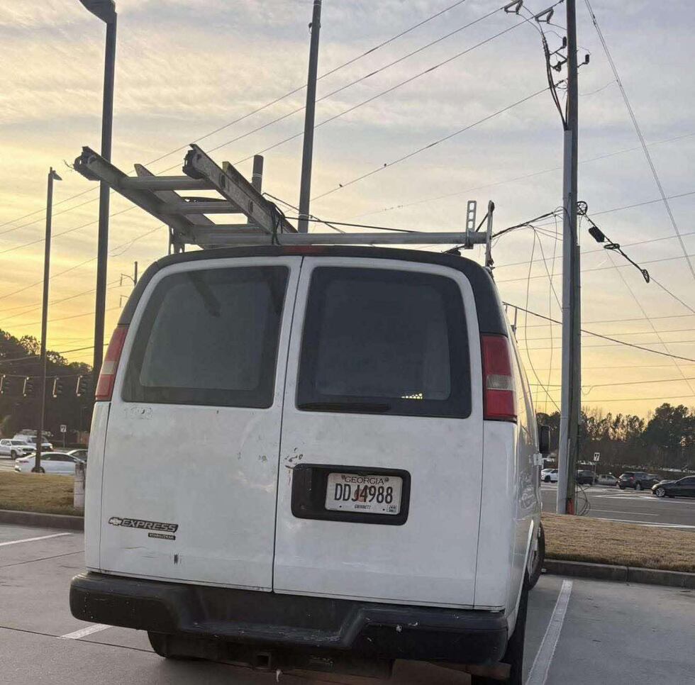 Supuestos agentes de ICE realzaron arrestos en Norcross.