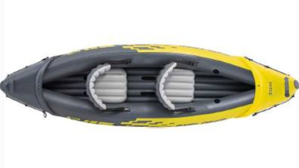 La Oficina del Sheriff del Condado de Forsyth proporcionó esta foto del kayak que...