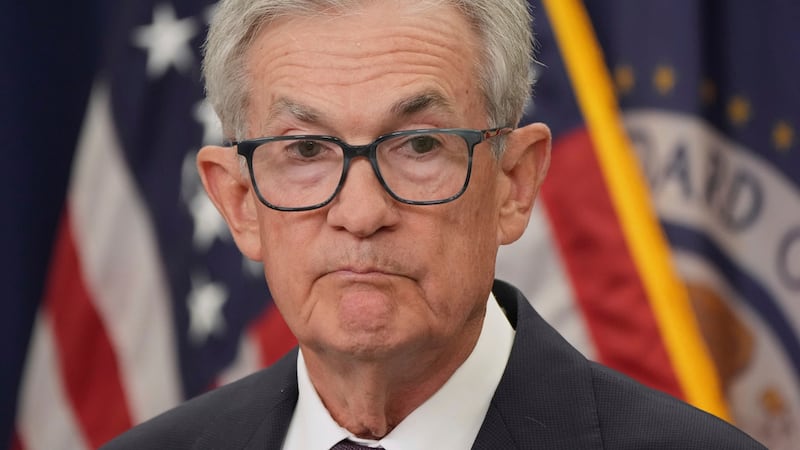 El presidente de la Reserva Federal de Estados Unidos, Jerome Powell, habla en una conferencia...