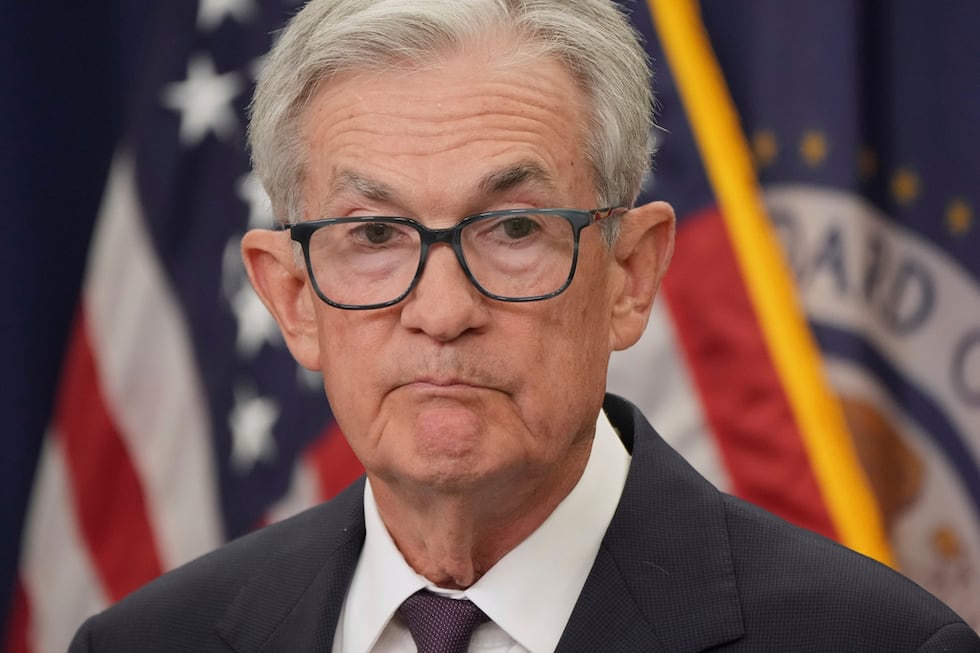 El presidente de la Reserva Federal de Estados Unidos, Jerome Powell, habla en una conferencia...