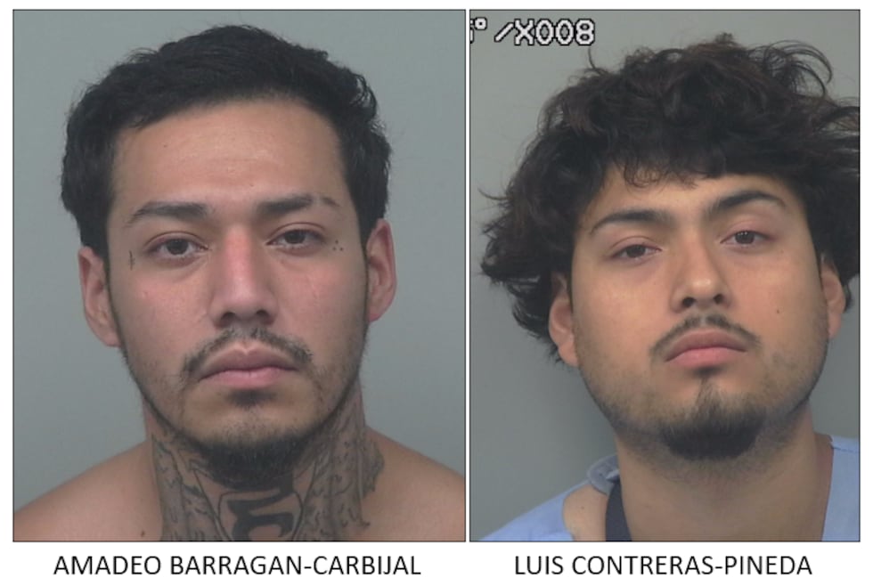 Policía de Gwinnett detiene a dos hispanos sospechoso de robarse un vehículo.