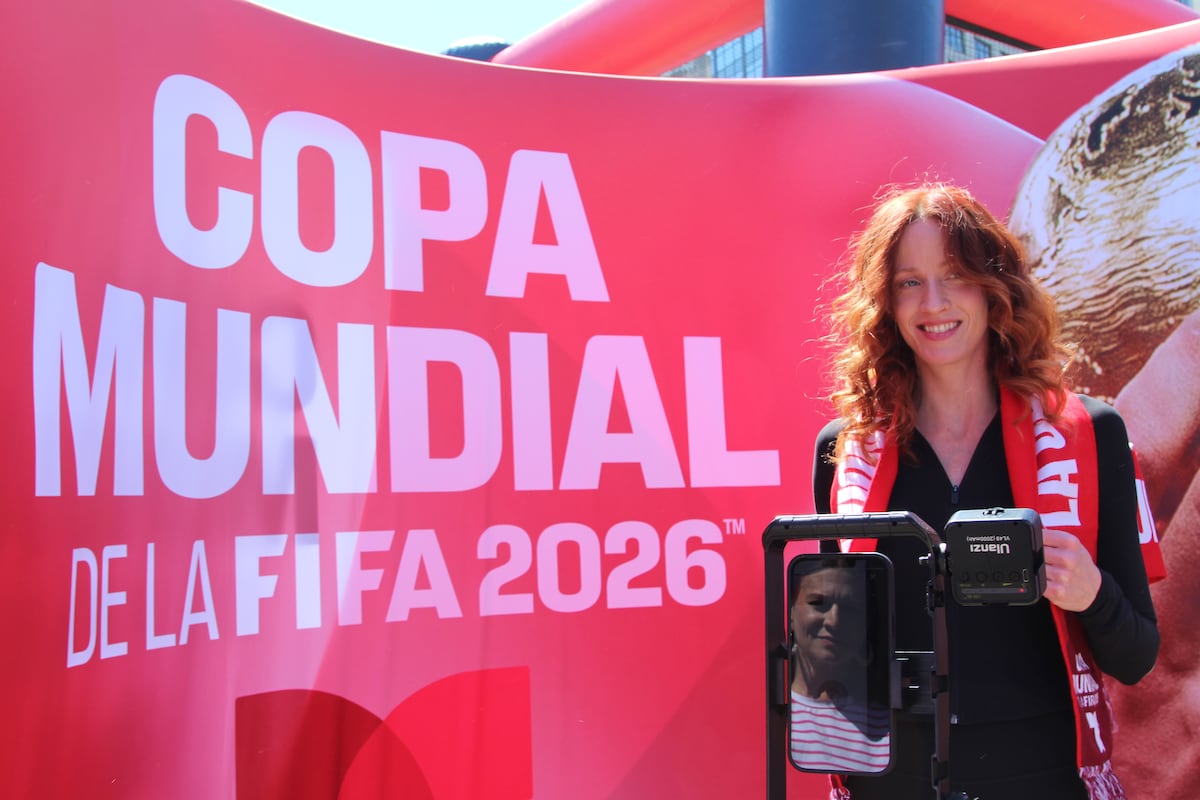 preloaded gallery image