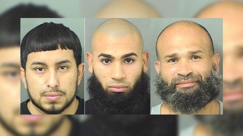 Los detenidos fueron identificados como Rafael Medina Jr., de 43 años; Octavious Medina, de...