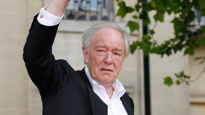 ARCHIVO - El actor Michael Gambon llega a Trafalgar Square, en el centro de Londres, para el...