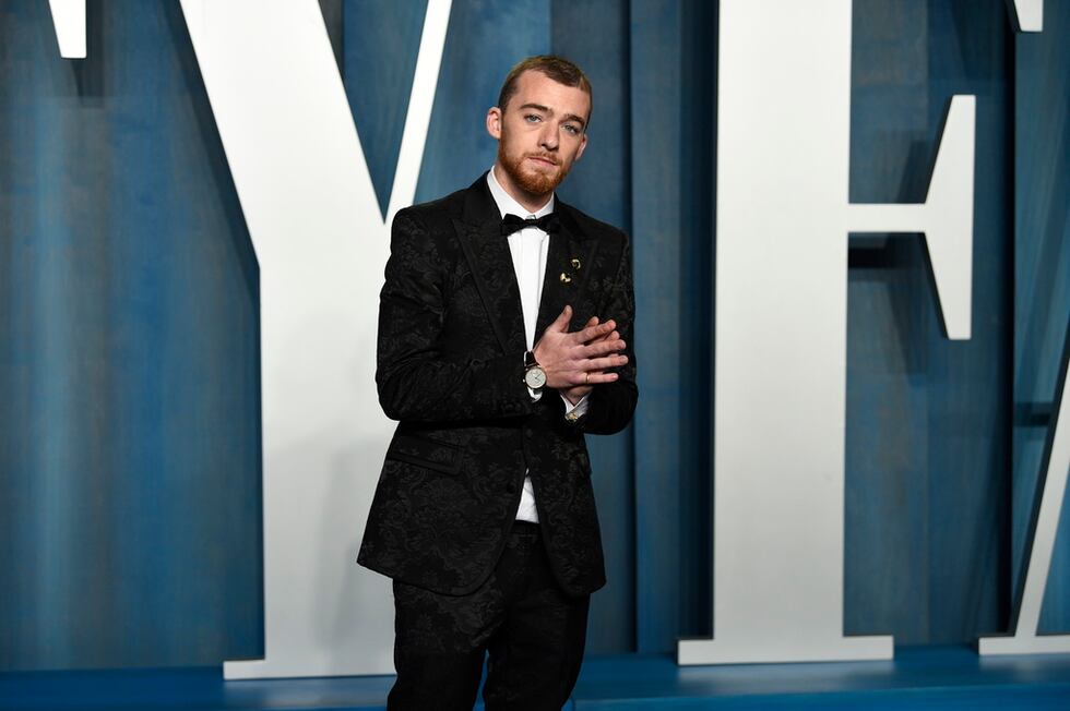 ARCHIVO - Angus Cloud llega a la fiesta de los Oscar de Vanity Fair el 27 de marzo de 2022, en...