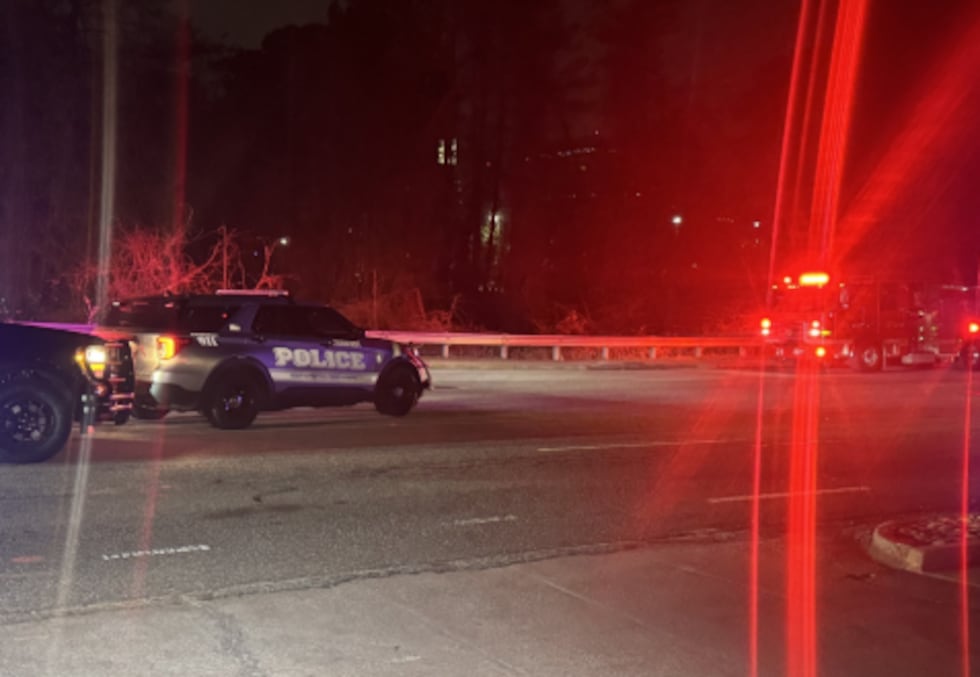 Sandy Springs police responded to small fires set in the city early Wednesday.