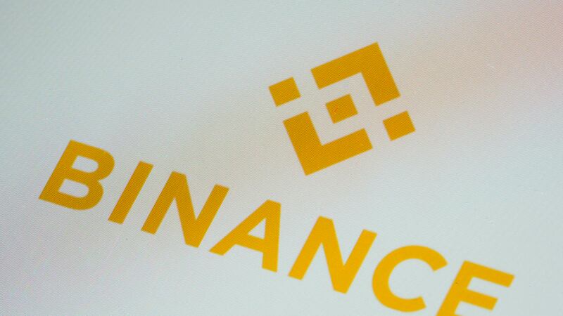 Binance multa