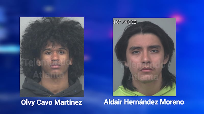 Olvi Cavo Martínez, de 17 años, y Aldair Hernández Moreno, de 21, fueron fichados en la cárcel...