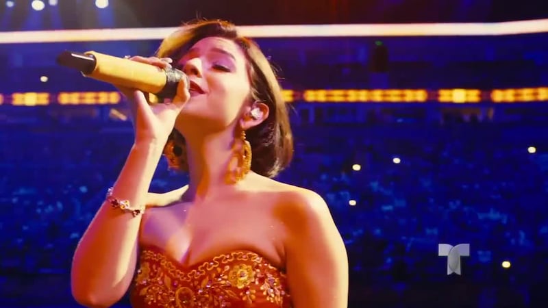 La hija de Pepe Aguilar le contó a nuestra Kehiry Castillo de este emocionante evento que...