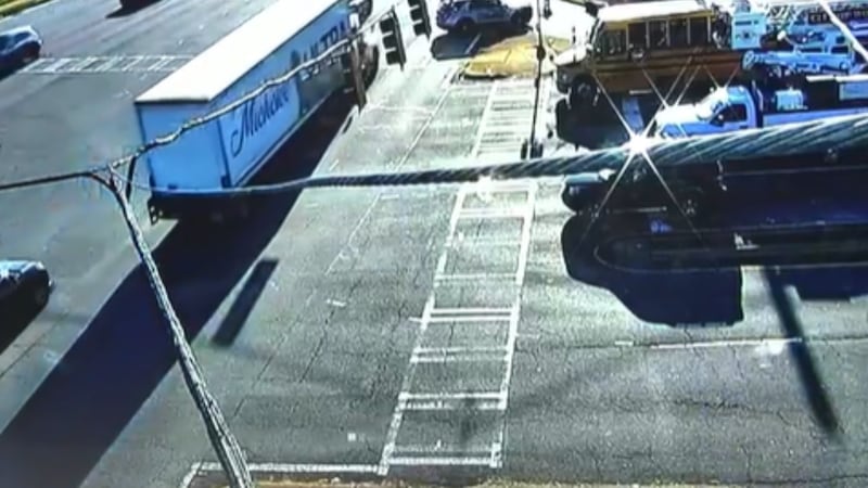 bus crash in Cherokee County