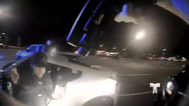 La policía de Duluth informó de dos detenidos.