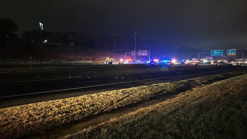 I-75/85 NB shut down at Arthur Langford Parkway in Atlanta