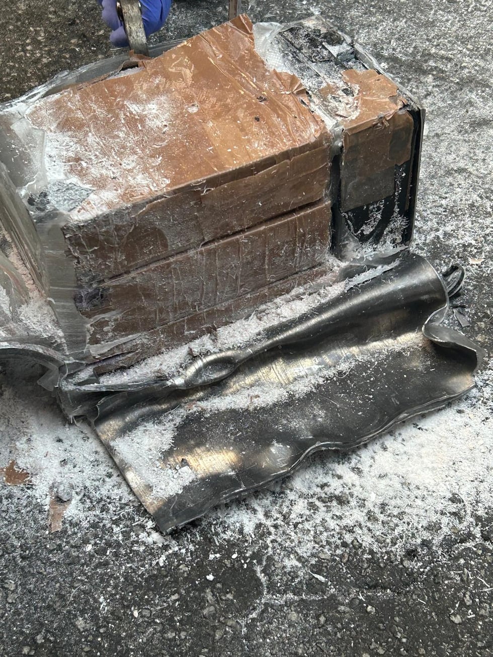 Capturan a supuesto narco vinculado con el cártel La Nueva Familia Michoacana tras allanar su...