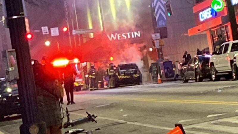 Al menos seis personas fueron detenidas en total y varios negocios del área del Underground y...