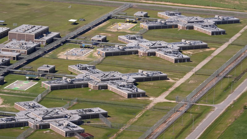 ARCHIVO - En esta foto aérea tomada el 9 de abril de 2025 en Winnfield, Luisiana, se ve el...