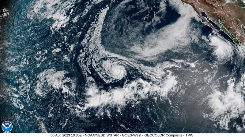 Tormenta tropical Eugene toma fuerza frente a costa mexicana del Pacífico.