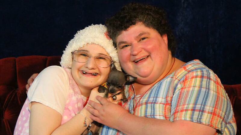 Gypsy Rose Blanchard con su madre, Dee Dee Blanchard, en una foto compartida en una...
