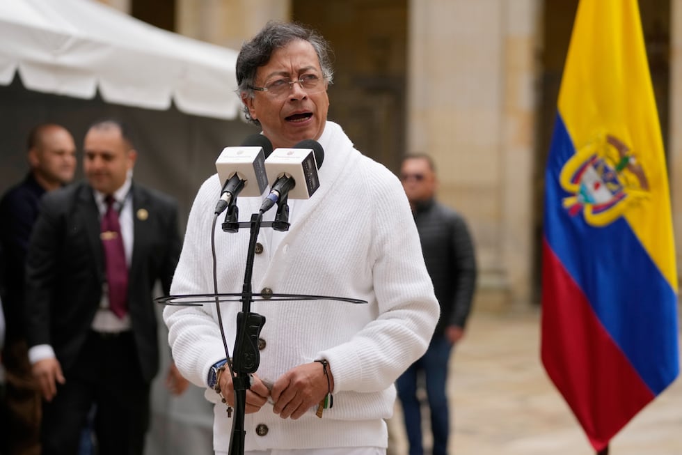 El presidente colombiano Gustavo Petro tras votar en las elecciones legislativas colombianas...
