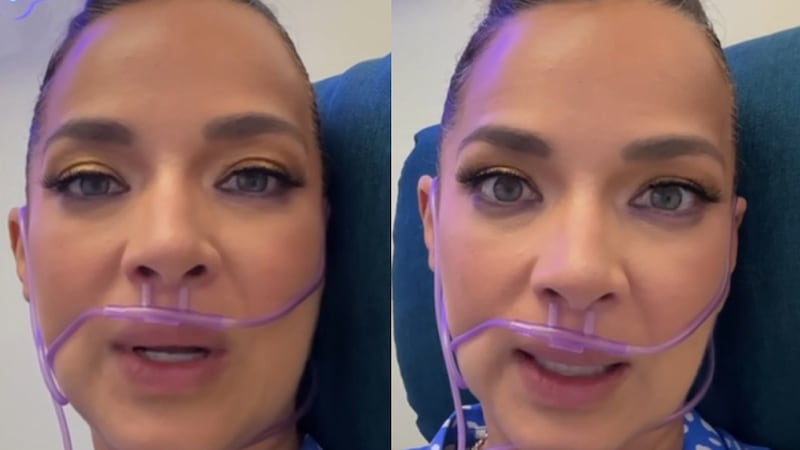 adamari lópez recibe terapia de oxígeno