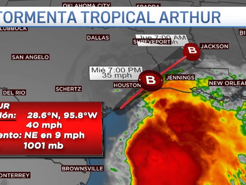 Se forma la tormenta tropical Arthur.