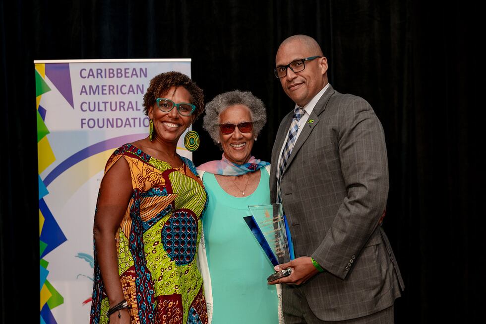 The Caribbean American Cultural Arts Foundation Anuncia la Quinta Gala Anual de Premios...