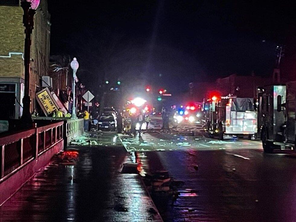 Daños en el Teatro Apollo en downtown Belvidere