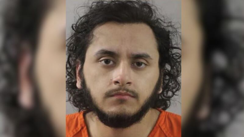 Emmanuel Espinoza, un estudiante de medicina de la Universidad de Florida, conducía para...