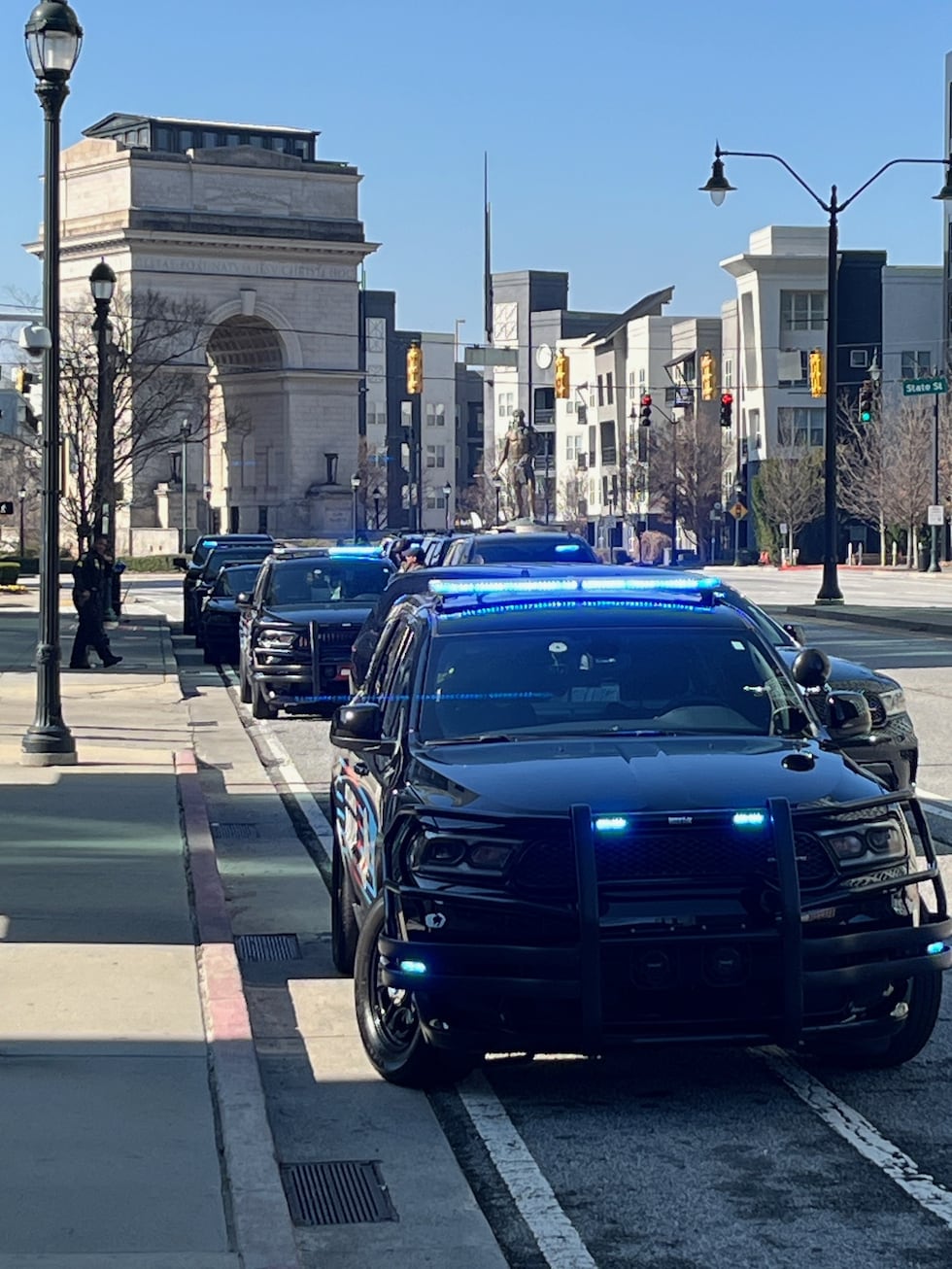 Se desconoce si la investigación se está llevando a cabo dentro o fuera del hotel.
