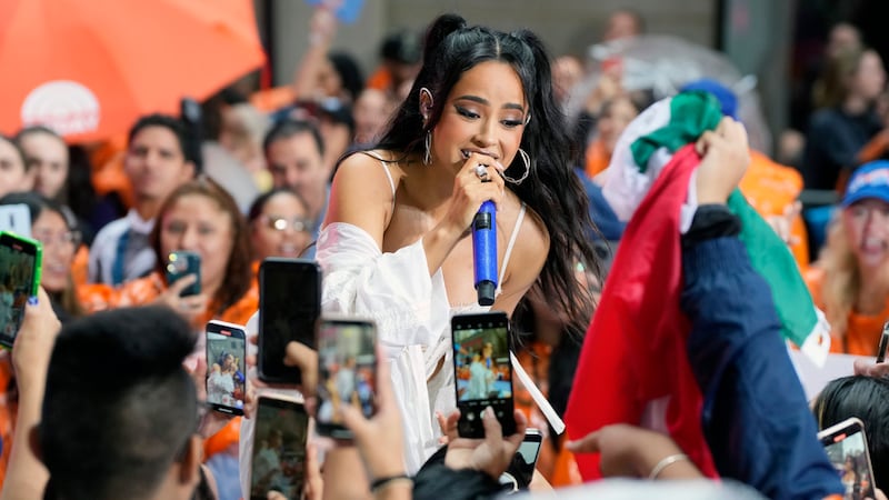 ARCHIVO - Becky G durante su presentación en el programa "Today" de NBC en la Plaza...