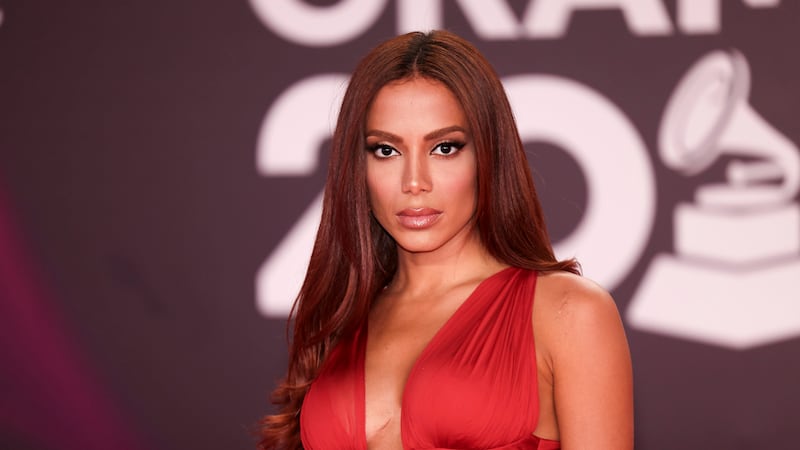 Anitta llega a la edición anual número 24 del Latin Grammy Awards en Sevilla, España, el...