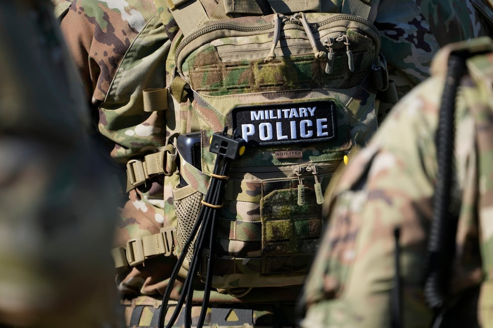 Miembros de la Guardia Nacional en Memphis, el 12 de octubre del 2025. (AP foto/George Walker...