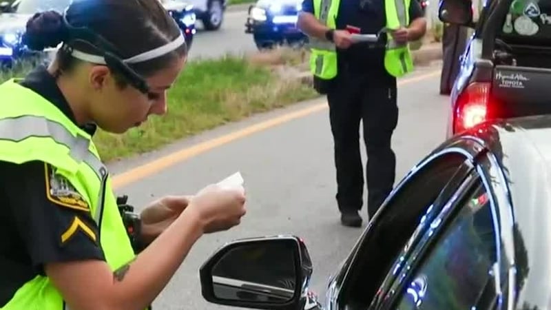 Un retén el año pasado en Athens Clarke dejó varios multados y arrestados. Foto de archivo de...