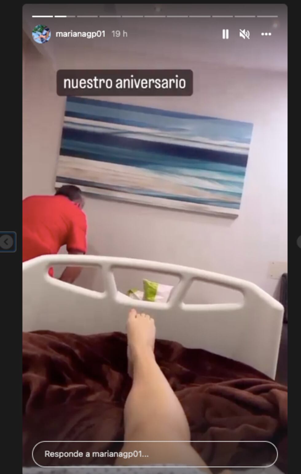 Novia de Vicente Fernández Jr. es hospitalizada de emergencia mientras viajaba por Colombia