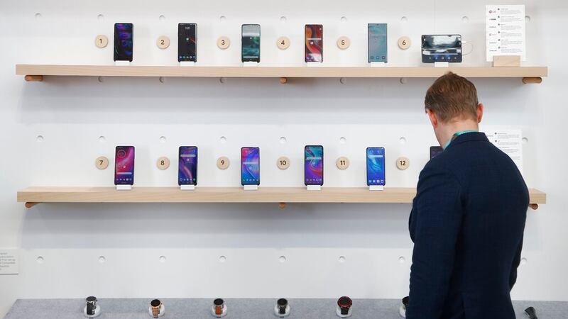 iPhone 15 Pro Max vs Pixel 8 Pro