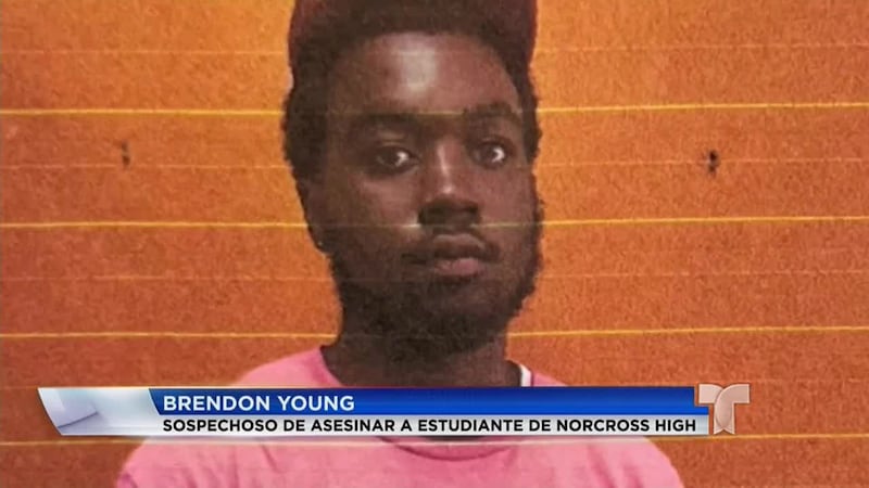 El sospechoso le habría disparado a su víctima cera del campus escolar