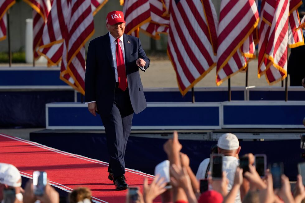 El presidente hizo las declaraciones el jueves en la noche en un mitin en Iowa para celebrar...