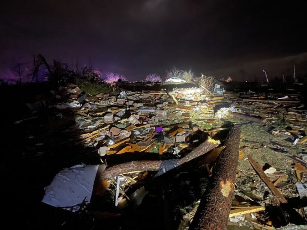 Daños en Adamsville, Tennessee
