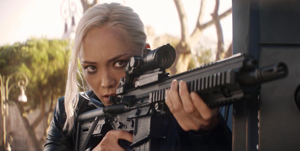 Esta imagen difundida por Paramount Pictures muestra a Pom Klementieff en una escena de...
