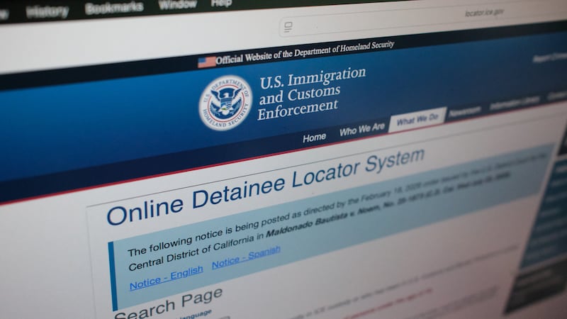 El sitio web del el Servicio de Inmigración y Control de Aduanas de Estados Unidos (ICE, por...