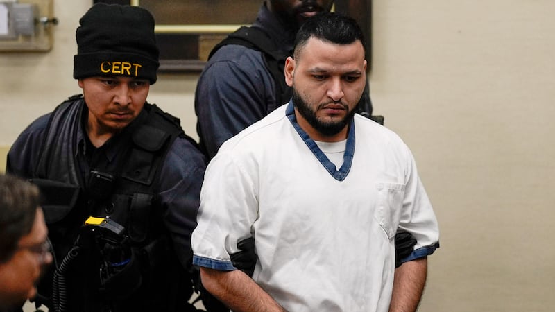 José Ibarra, acusado de matar a una estudiante en Georgia, en el tribunal en Athens, Georgia,...