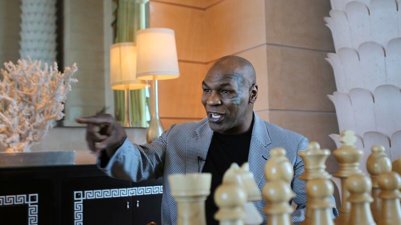 Mike Tyson vs Jake Paul