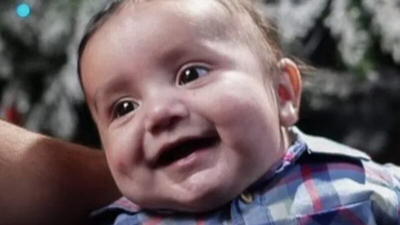 Esperanza Rae Harding supuestamente se presentó en el hospital y reclamó que su bebé, Mateo...