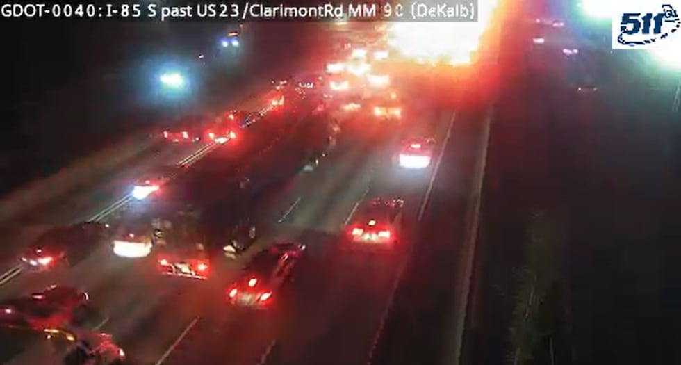 I-85 SB shut down at North Druid Hills Road