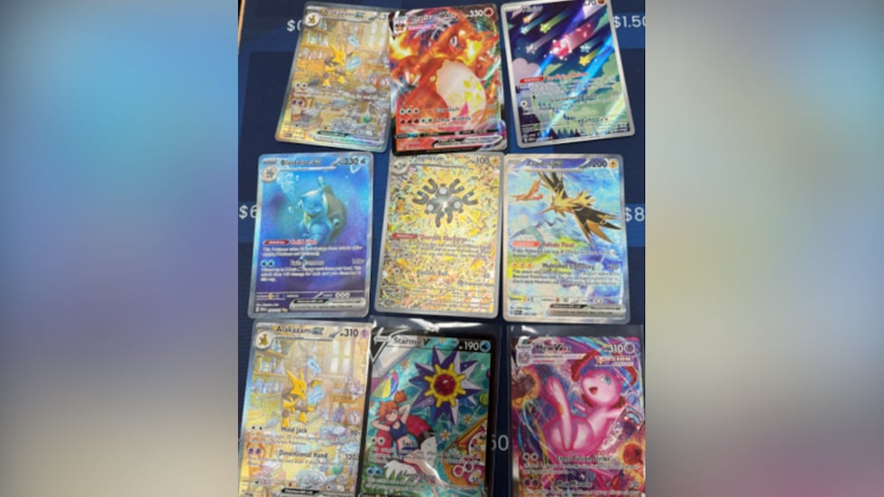 Policía de Gwinnett detiene a hispano tras robo de tarjetas de Pokémon.