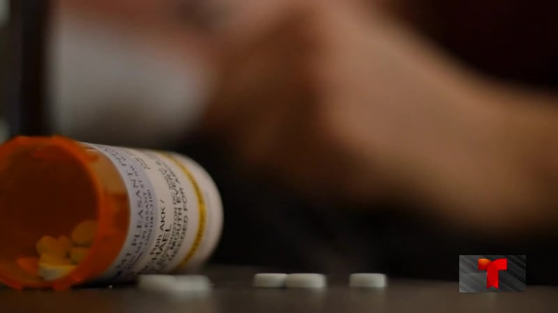 Solo basta una vez. El peligro de los opioides es tan volátil que, con solo un intento, una...