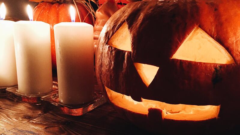 rituales para la noche de Halloween 2023