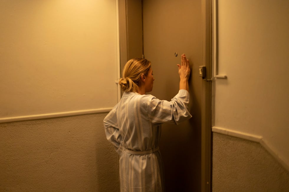 En esta imagen proporcionada por ViX, Ludwika Paleta en una escena de "¿Quieres ser mi hijo?"....